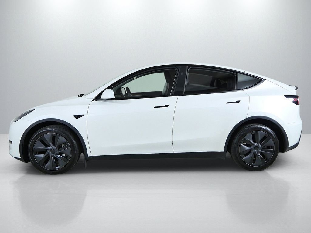 Used 2025  Tesla Long Range image 16