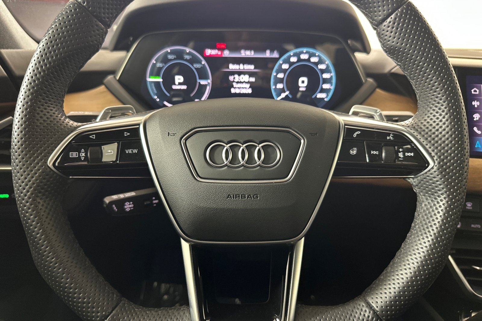 Used 2024 Mythos Black Metallic Audi Premium Plus quattro image 22