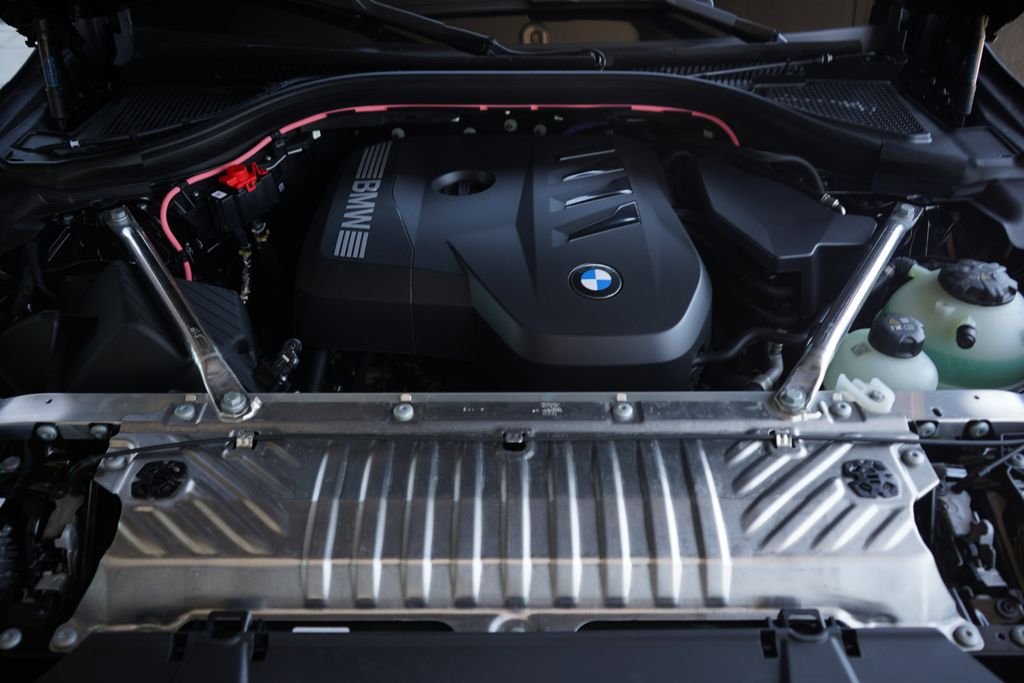 New 2026 Black Sapphire Metallic BMW 30 xDrive image 17