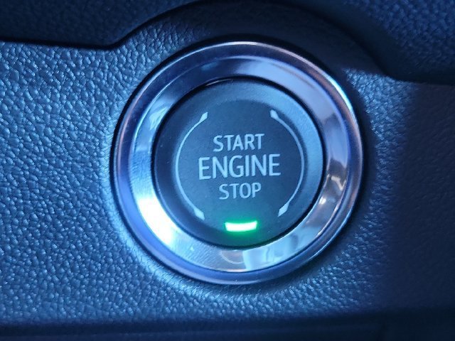 New 2027 Polar White Tricoat Chevrolet LT image 12