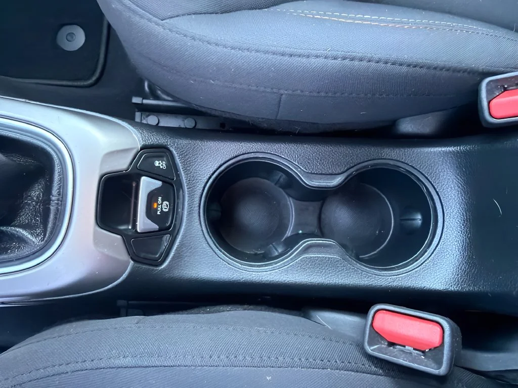 Used 2018 Laser Blue Pearlcoat Jeep Sport image 22