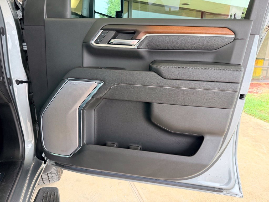 Used 2024 Silver GMC Denali image 38