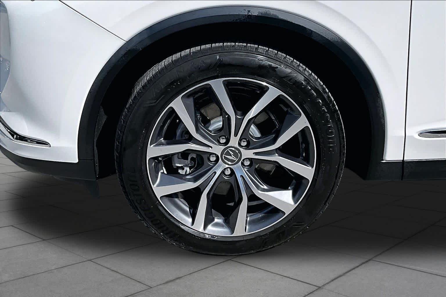 Used 2023 Platinum White Pearl Acura w/Technology Package image 11