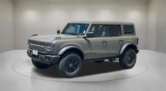 New 2026 Marsh Gray Ford Badlands® image 23
