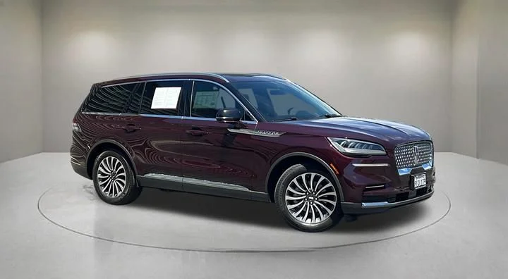 2024 Lincoln Aviator Premiere RWD's photo