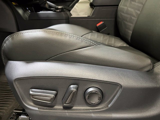 2026 Toyota Tacoma TRD Sport - Photo 13
