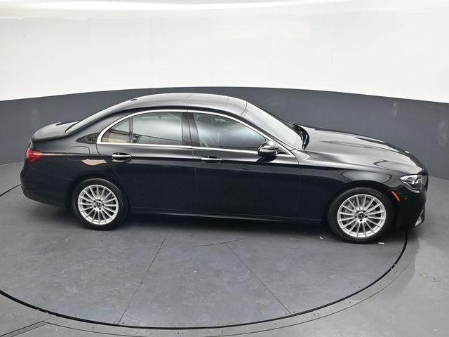 Used 2023  Mercedes-Benz E 350 image 23