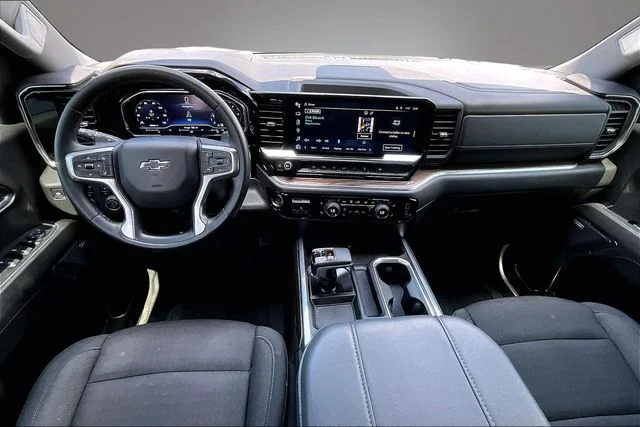 Used 2024 White Chevrolet RST image 8
