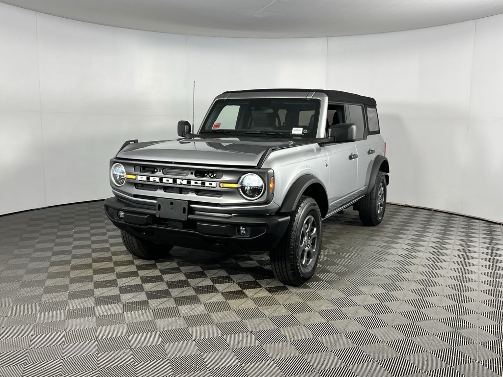 2024 Ford Bronco Big Bend photo 2