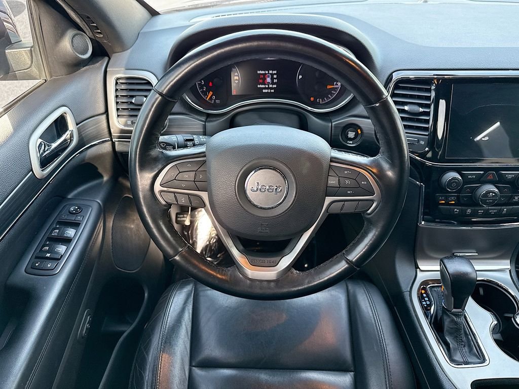 Used 2020 Gray Jeep Limited image 16