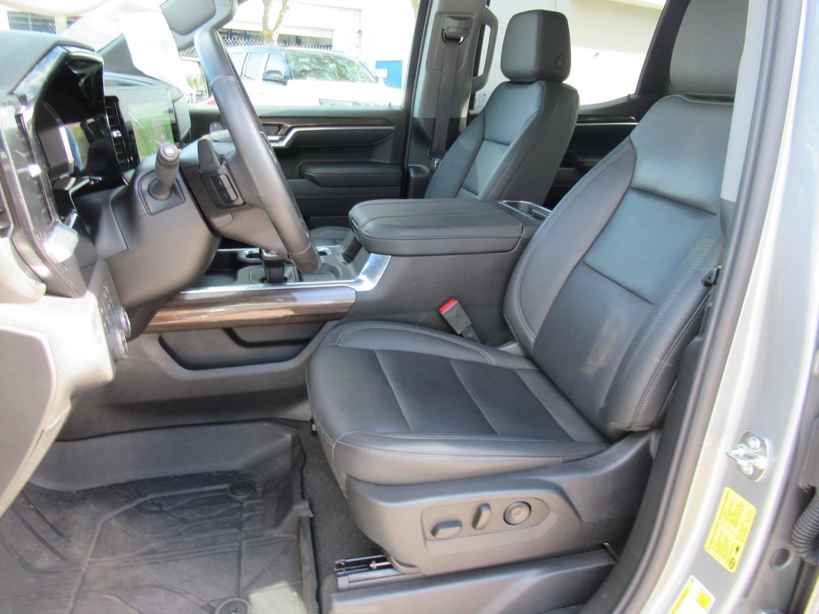 Used 2026 White Chevrolet RST image 17