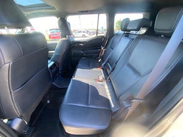 Used 2024  Toyota Base image 45