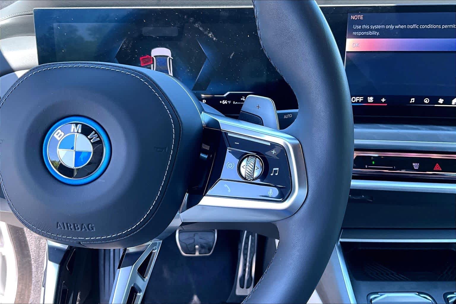 2025 BMW 7 Series 750e - Photo 26