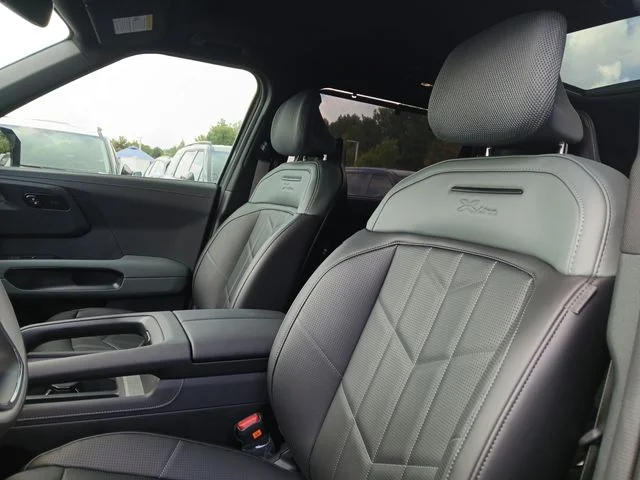 New 2027 Black Jade Green Kia X-LINE SX image 16