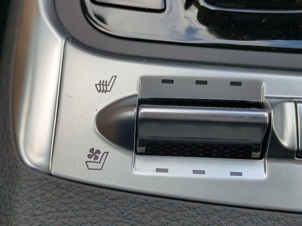 New 2026 Snow White Pearl Kia SX image 29