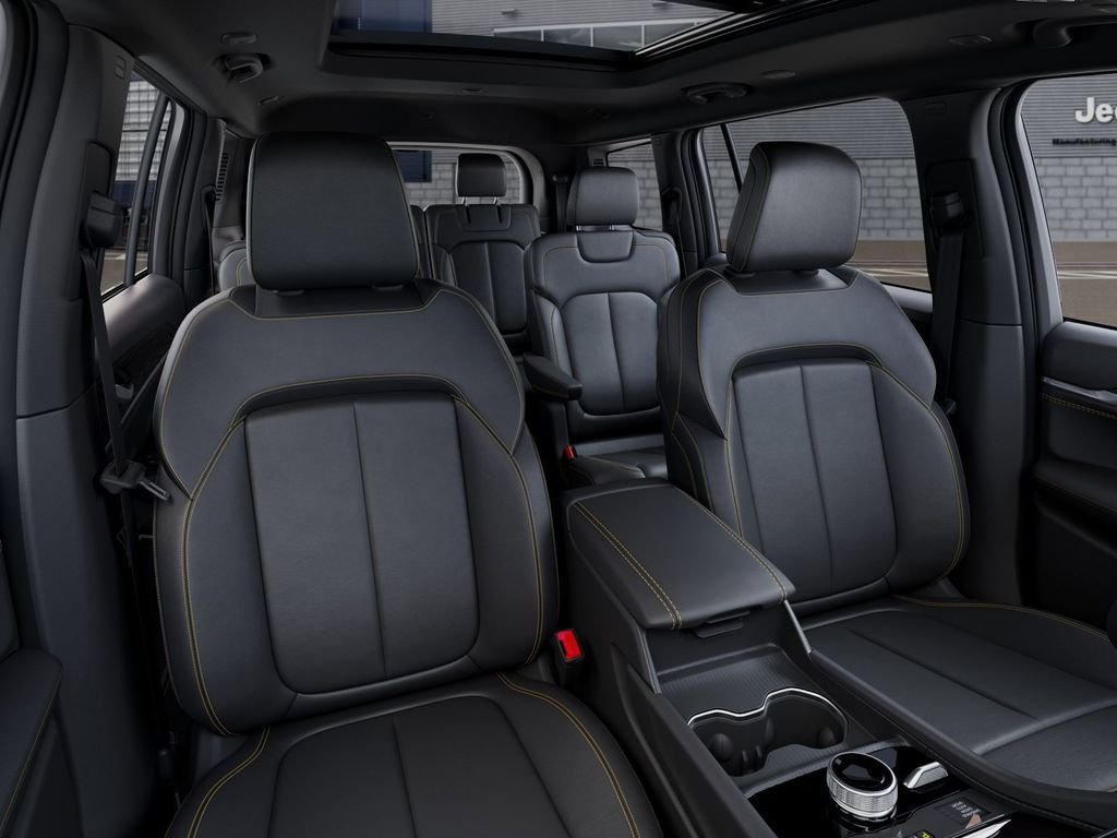 New 2026 Bright White Clear-Coat Exterior Paint Jeep Limited image 16