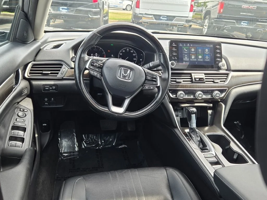 Used 2022 Silver Honda EX-L image 18
