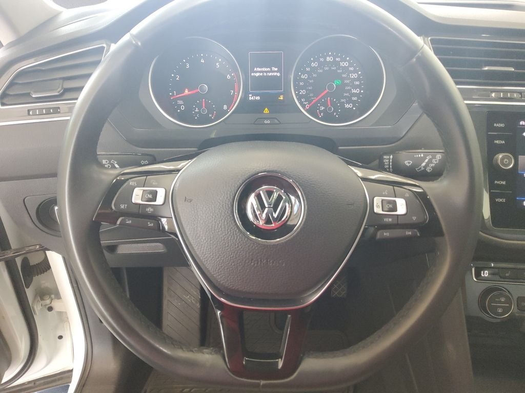 Used 2020 Beige Volkswagen 2.0T SE image 9