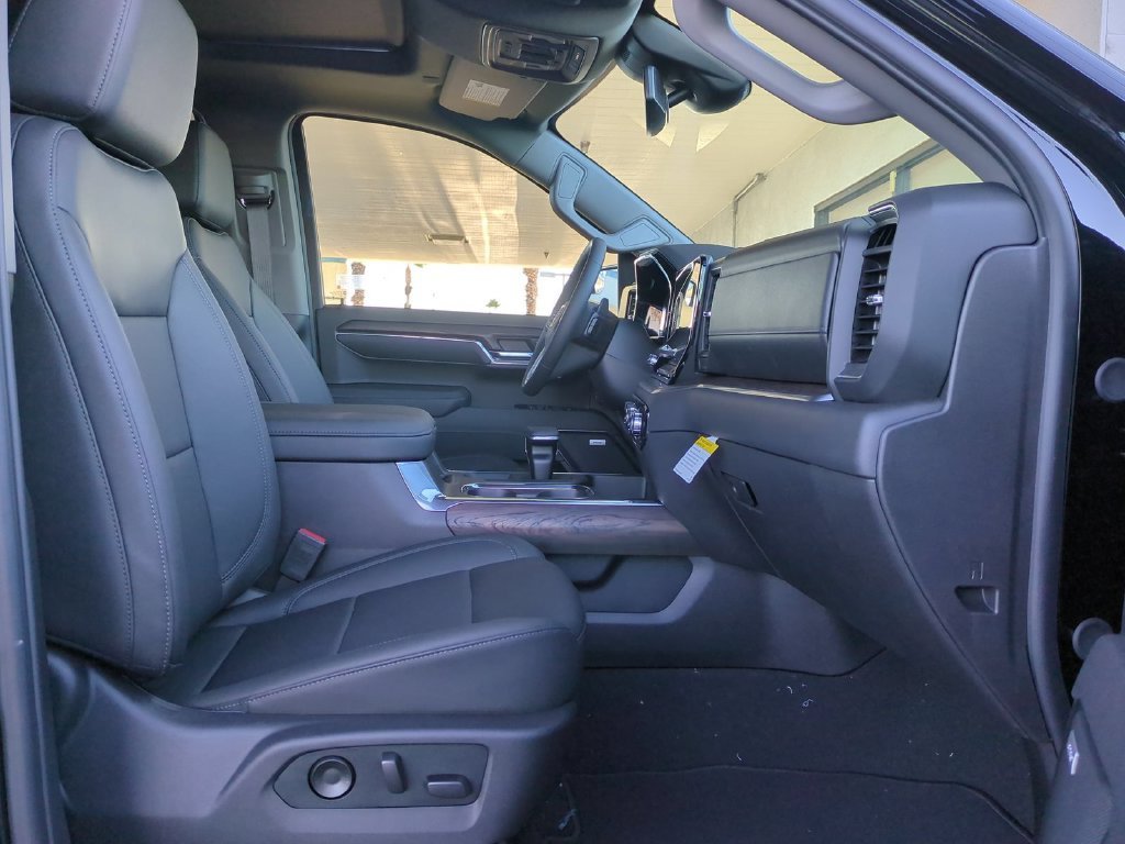 2026 GMC Sierra 1500 SLT - Photo 33
