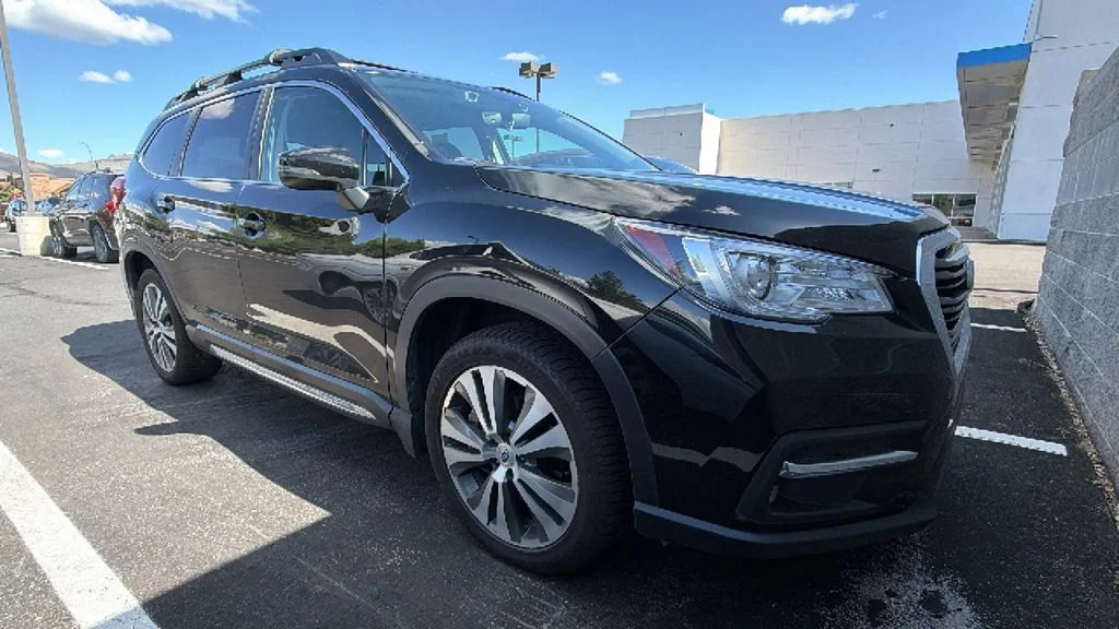 2019 Subaru Ascent Limited 7 Passenger's photo
