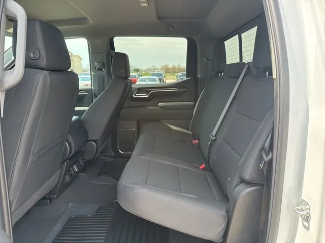 New 2026 Summit White GMC SLE image 38
