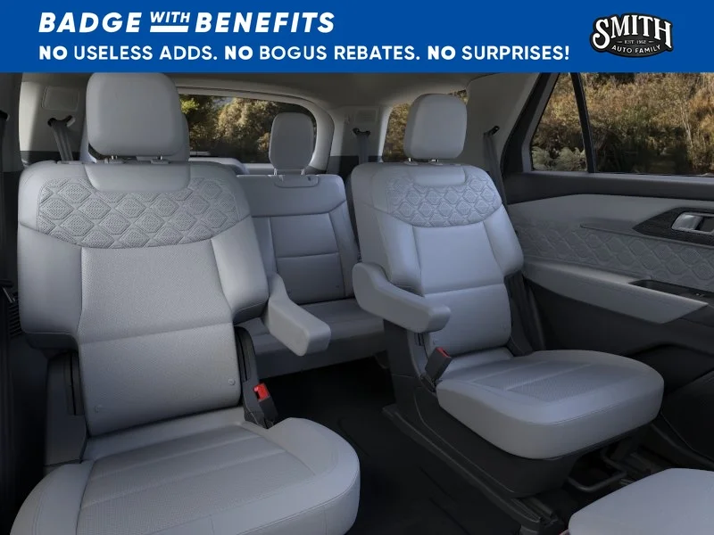 New 2026 Star White Metallic Tri-Coat Ford Platinum™ image 12