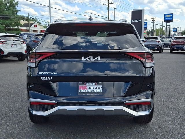 Used 2023 Black Kia SX-Prestige image 6