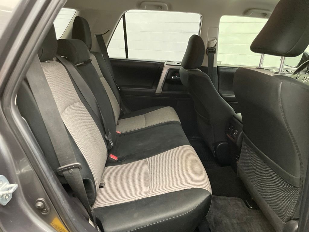 Used 2018 Gray Toyota SR5 image 28