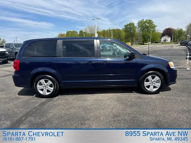Used 2013 Dodge Grand Caravan SE with VIN 2C4RDGBG5DR572174 for sale in Sparta, MI
