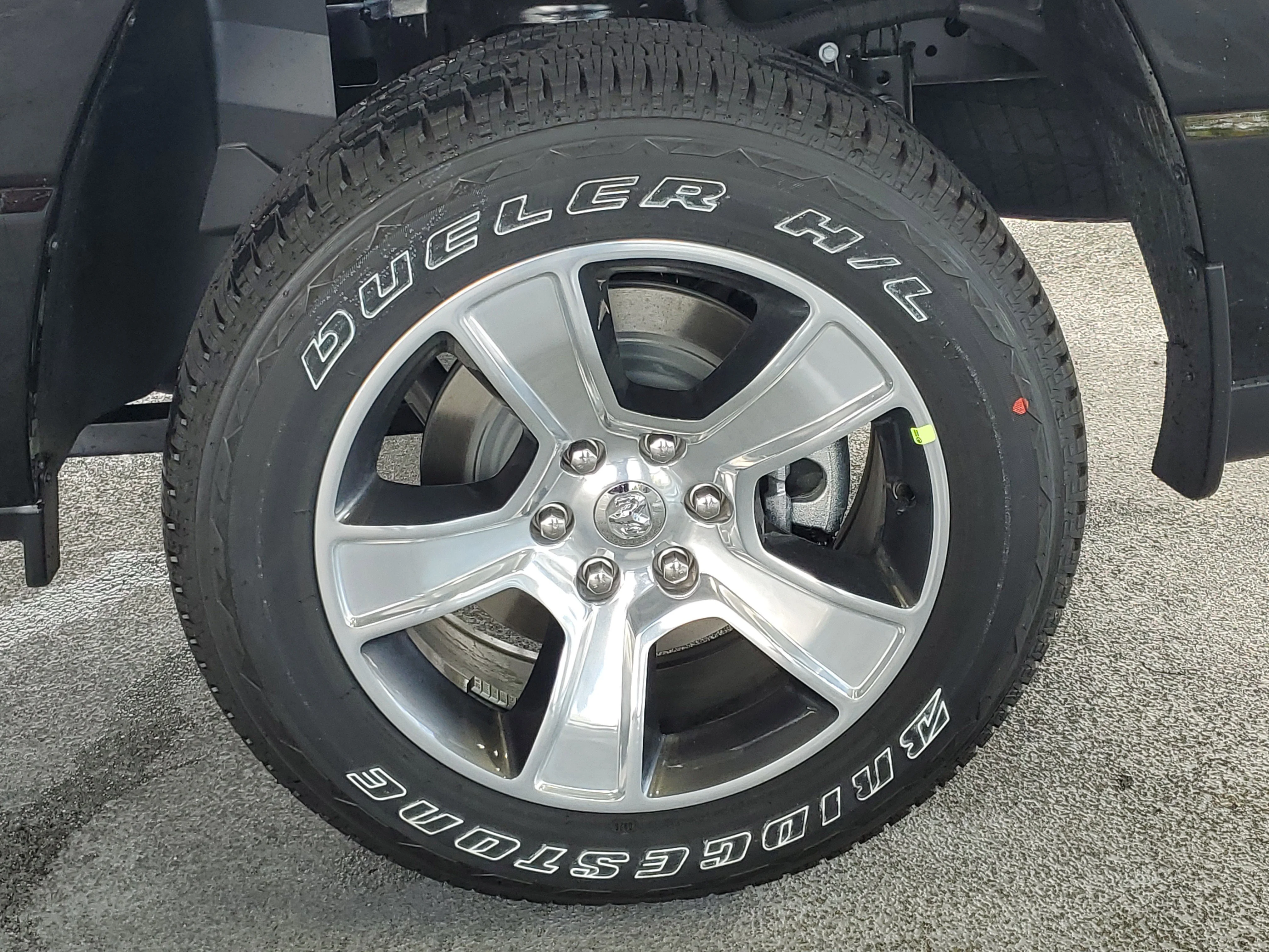 New 2026 Diamond Black Crystal Pearl-Coat Exterior Paint RAM Express image 7