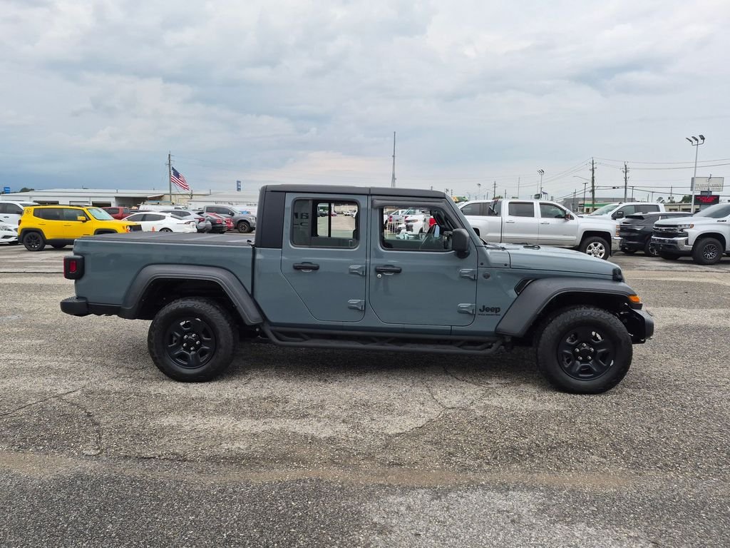 Used 2024 Gray Jeep Sport image 7