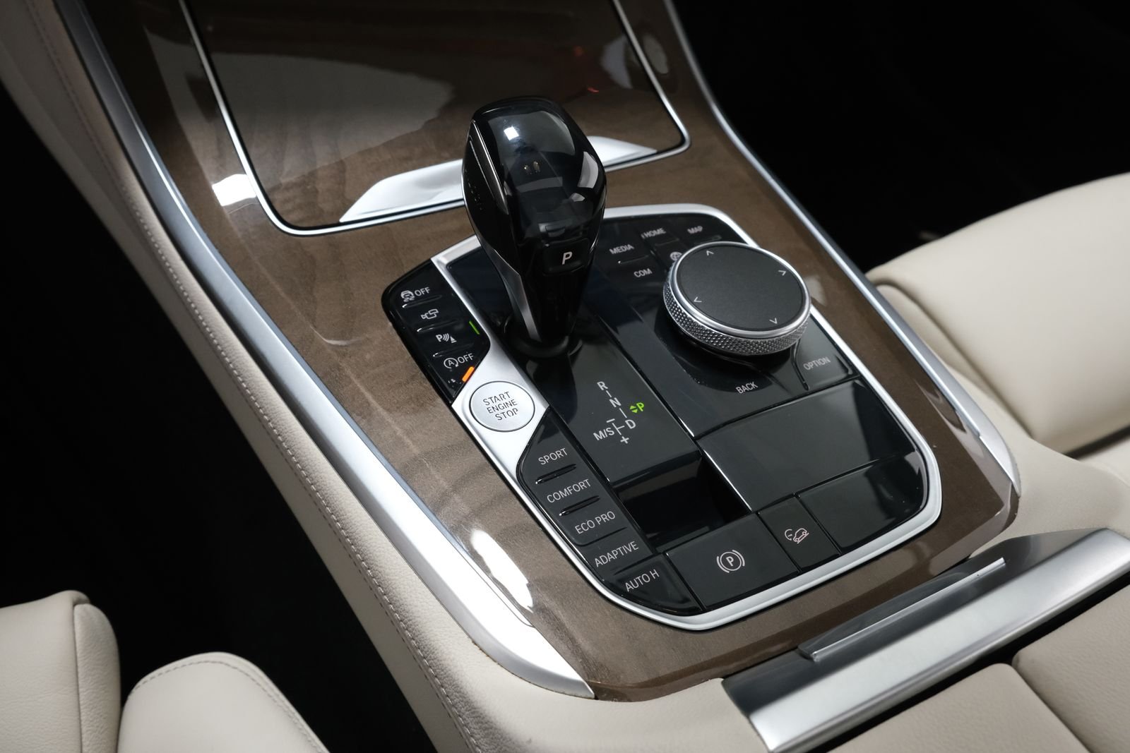 Used 2020 Phytonic Blue Metallic BMW xDrive40i image 21