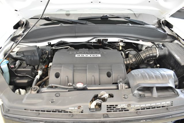 Used 2013 White Honda Sport image 25