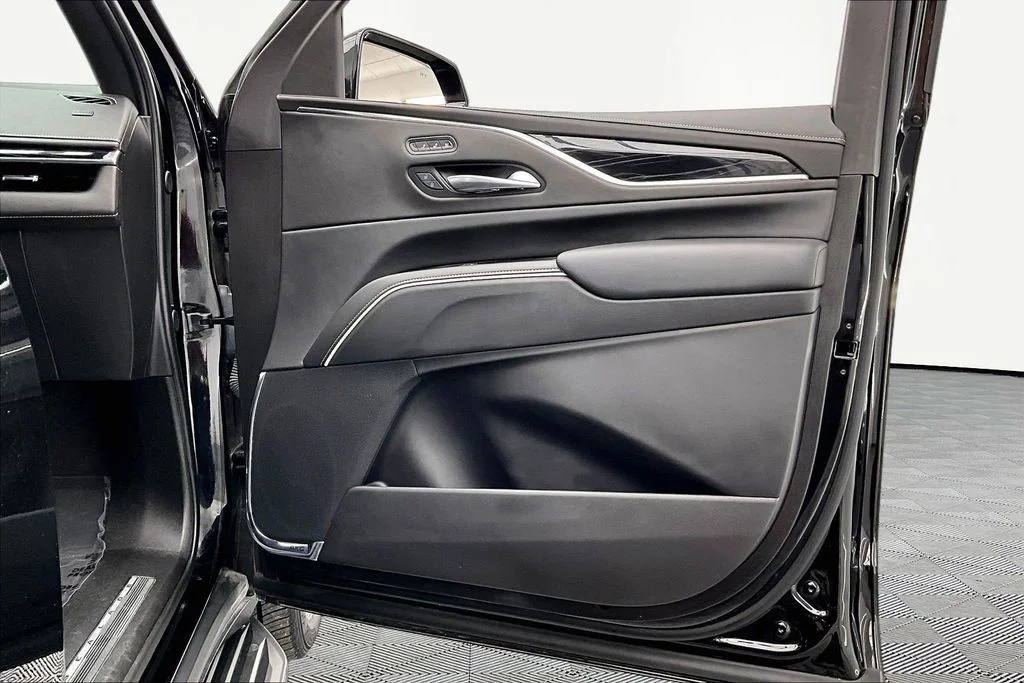 Certified Used 2024 Black Raven Cadillac Sport image 24