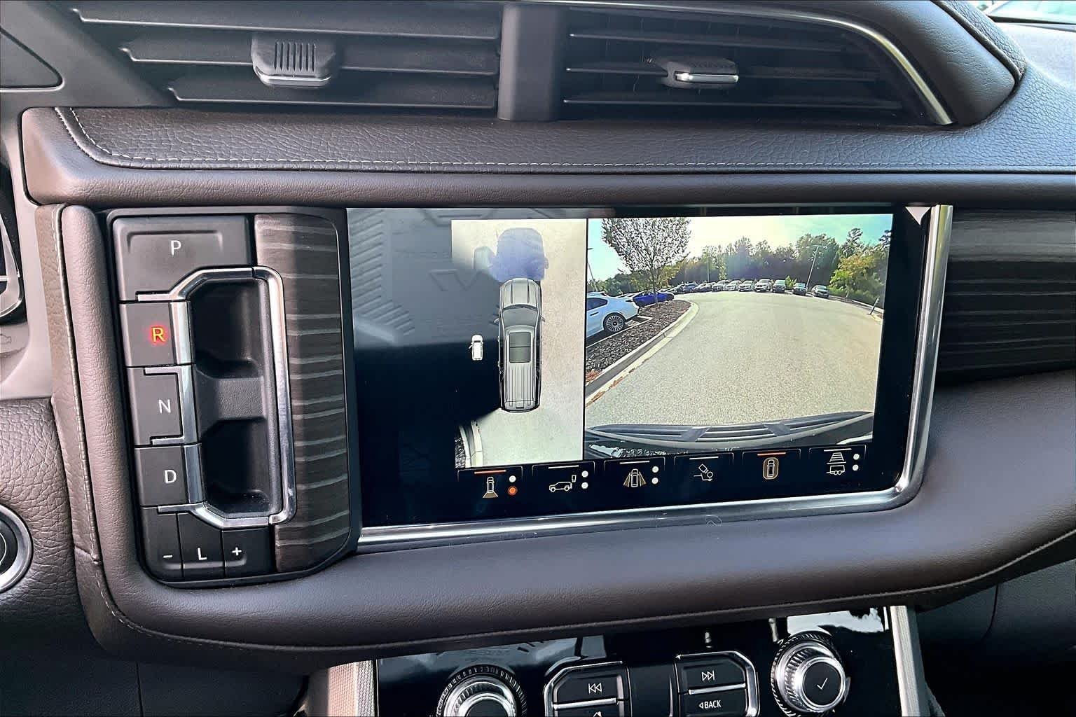 Used 2024 Onyx Black GMC Denali image 31