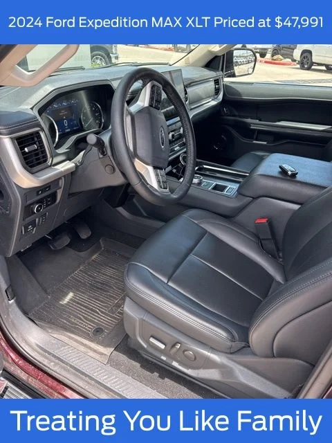 2024 Ford Expedition XLT MAX's photo