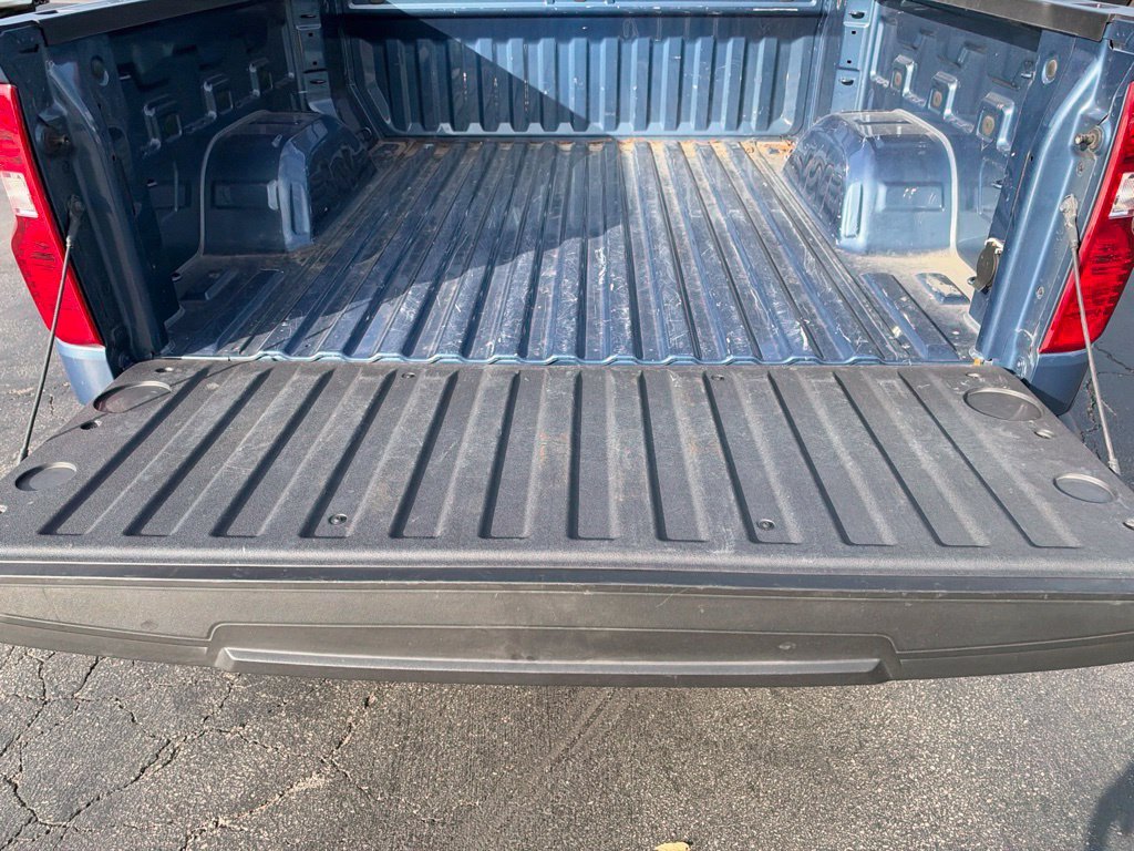 Used 2024 Blue Chevrolet Custom image 5