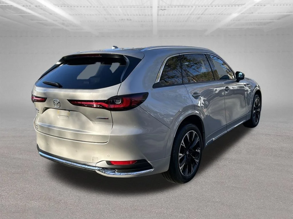 New 2026 Platinum Quartz Metallic Mazda 3.3 Turbo S Premium Plus image 5