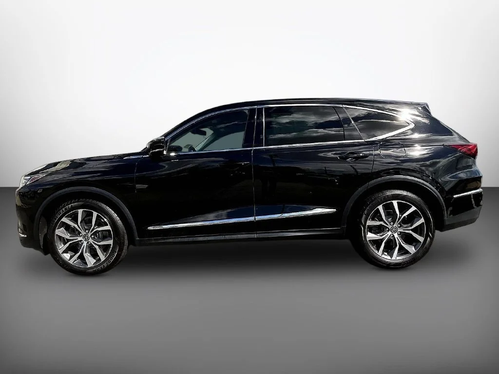 Used 2023 Black Acura Technology image 4