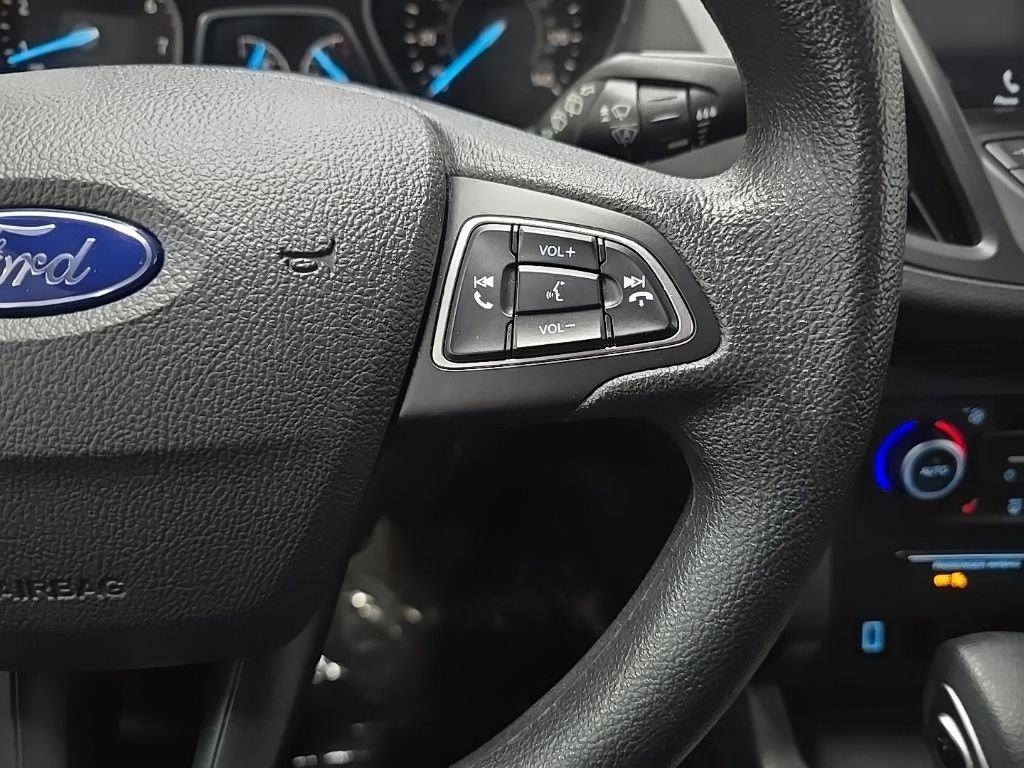 Used 2019 Silver Ford SE image 24