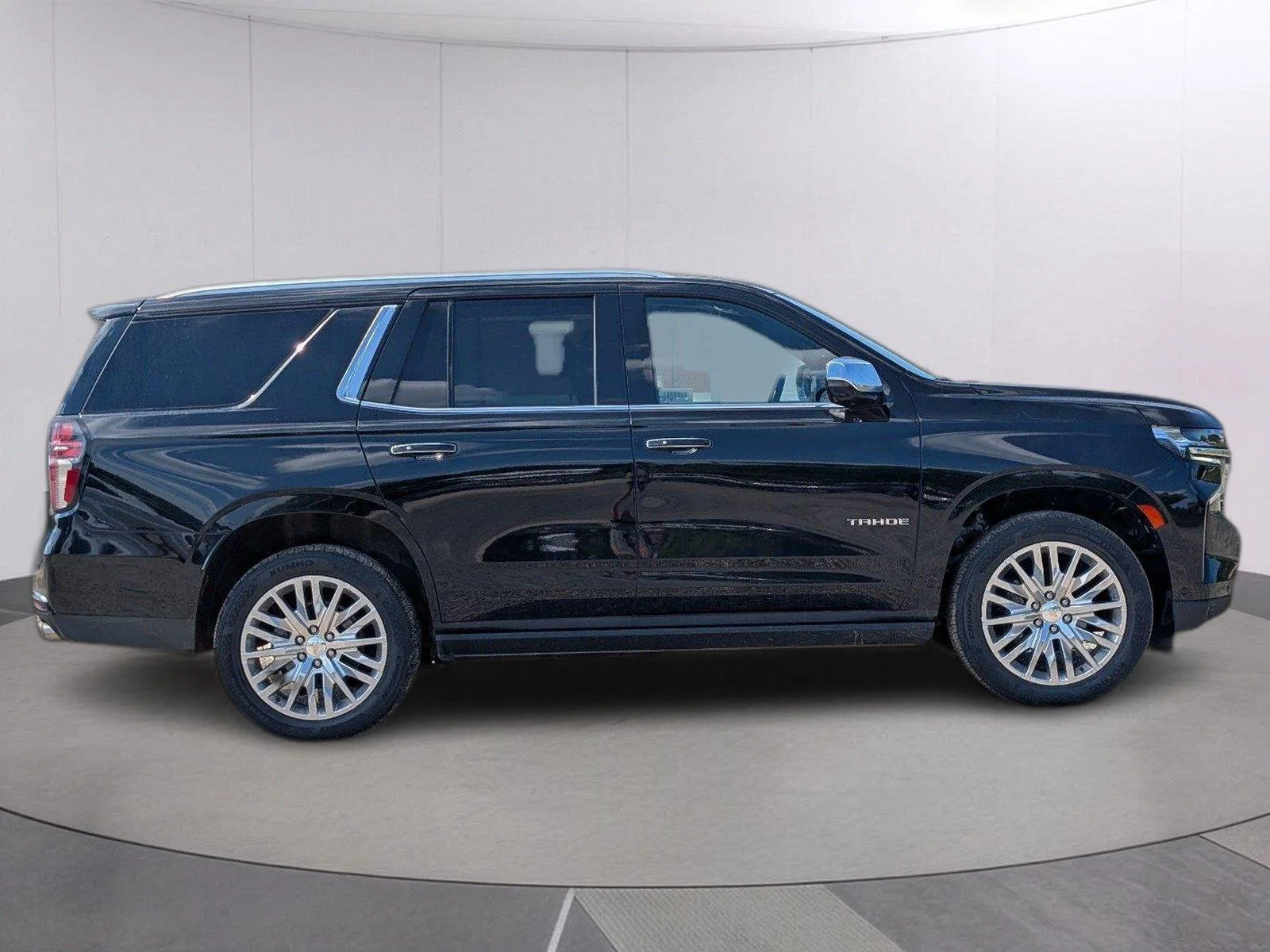 Used 2023 Black Chevrolet Premier image 7