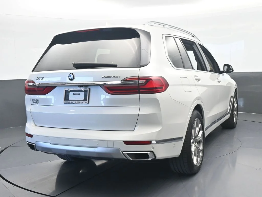 Used 2020 Mineral White Metallic BMW xDrive40i image 5