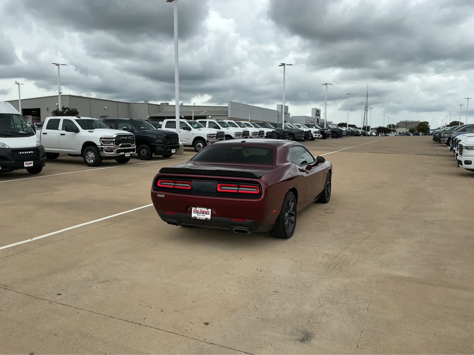 Used 2023 Octane Red Pearlcoat Dodge R/T image 7