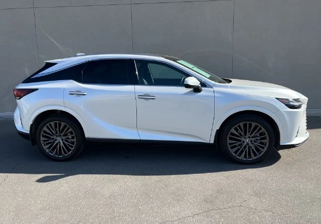 Certified Used 2025 Eminent White Pearl Lexus 350h Luxury image 5