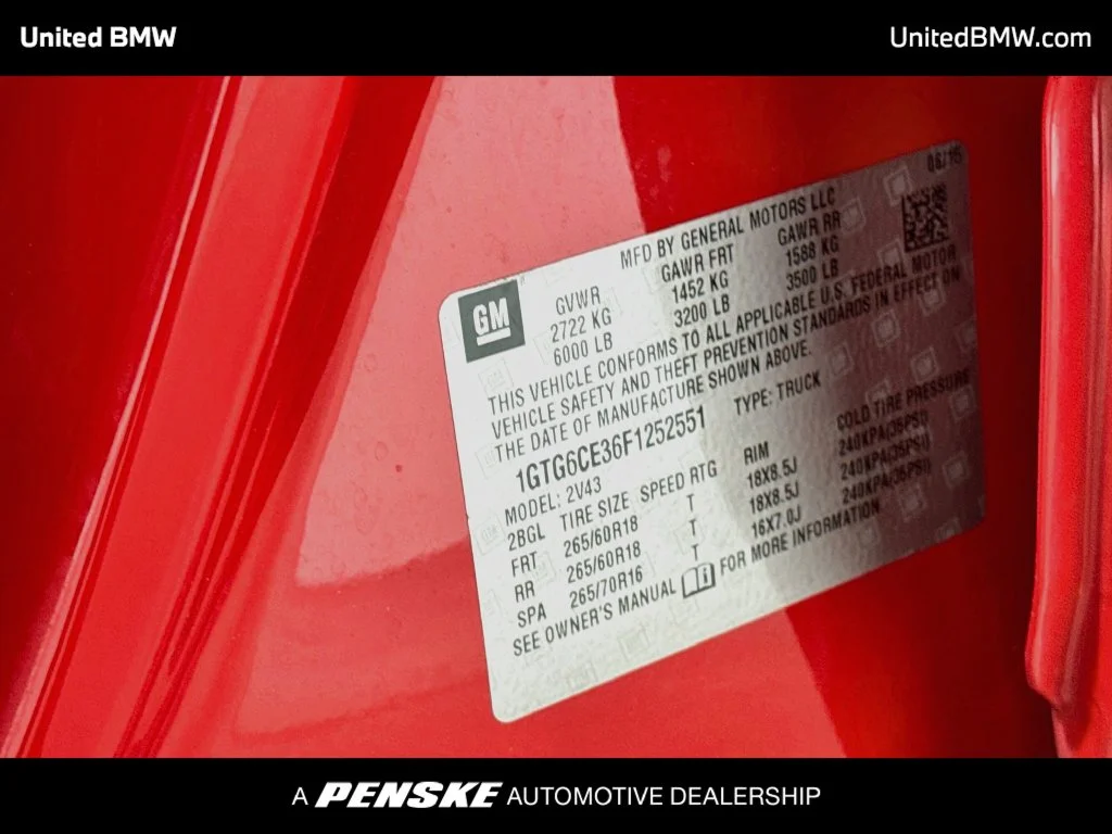 Used 2015 Cardinal Red GMC SLT image 20
