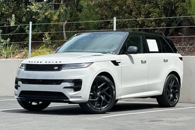 Used 2025 Gray Land Rover Dynamic SE image 1