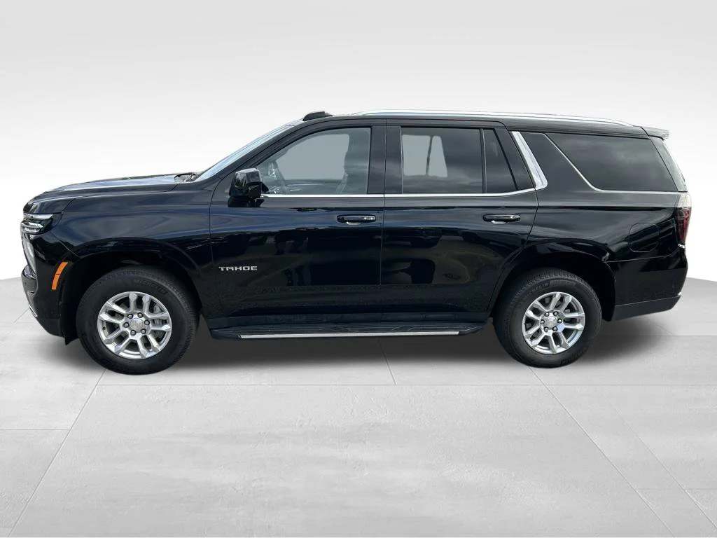 Used 2025 Black Chevrolet LT image 2