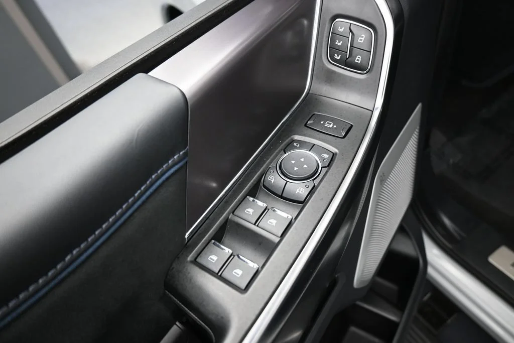 Used 2026 Gray Ford XL image 13