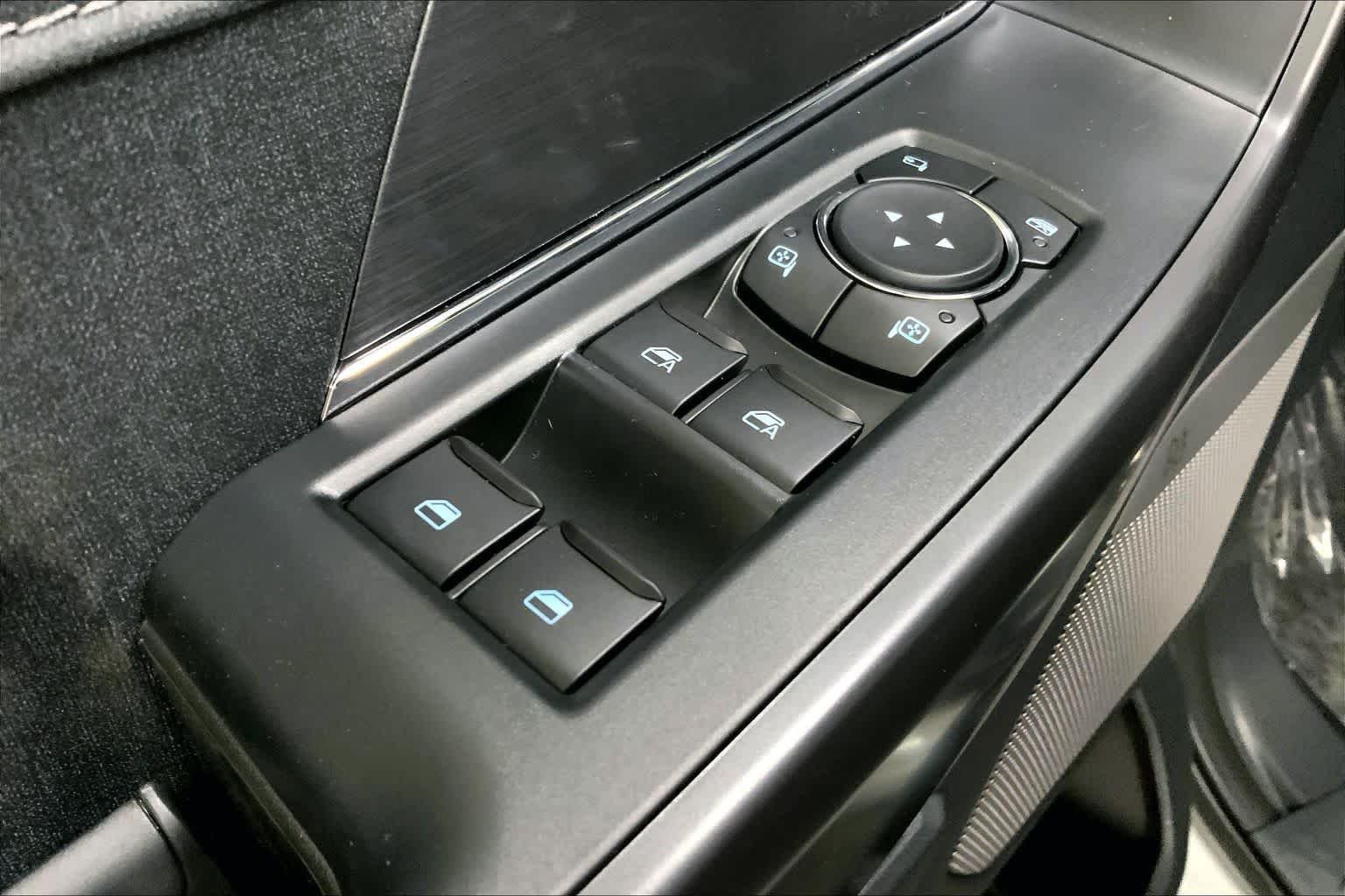 New 2026 Avalanche Ford Lariat® image 17