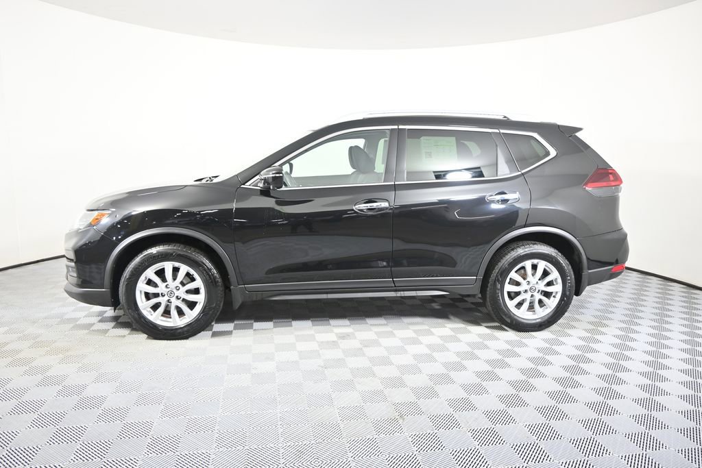 Used 2018 Nissan Rogue SV with VIN 5N1AT2MV7JC846490 for sale in Forest Lake, Minnesota